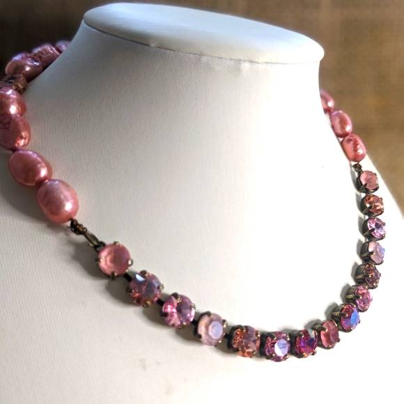 Pink Mauve Blush Swarovski Crystal & Pink Baroque Pearl Necklace in Brass - Picture 3 of 10